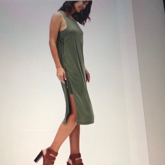 Splendid Dresses & Skirts - BNWT SPLENDID RIBBED DRESS DRESS IN CAMO GREEN